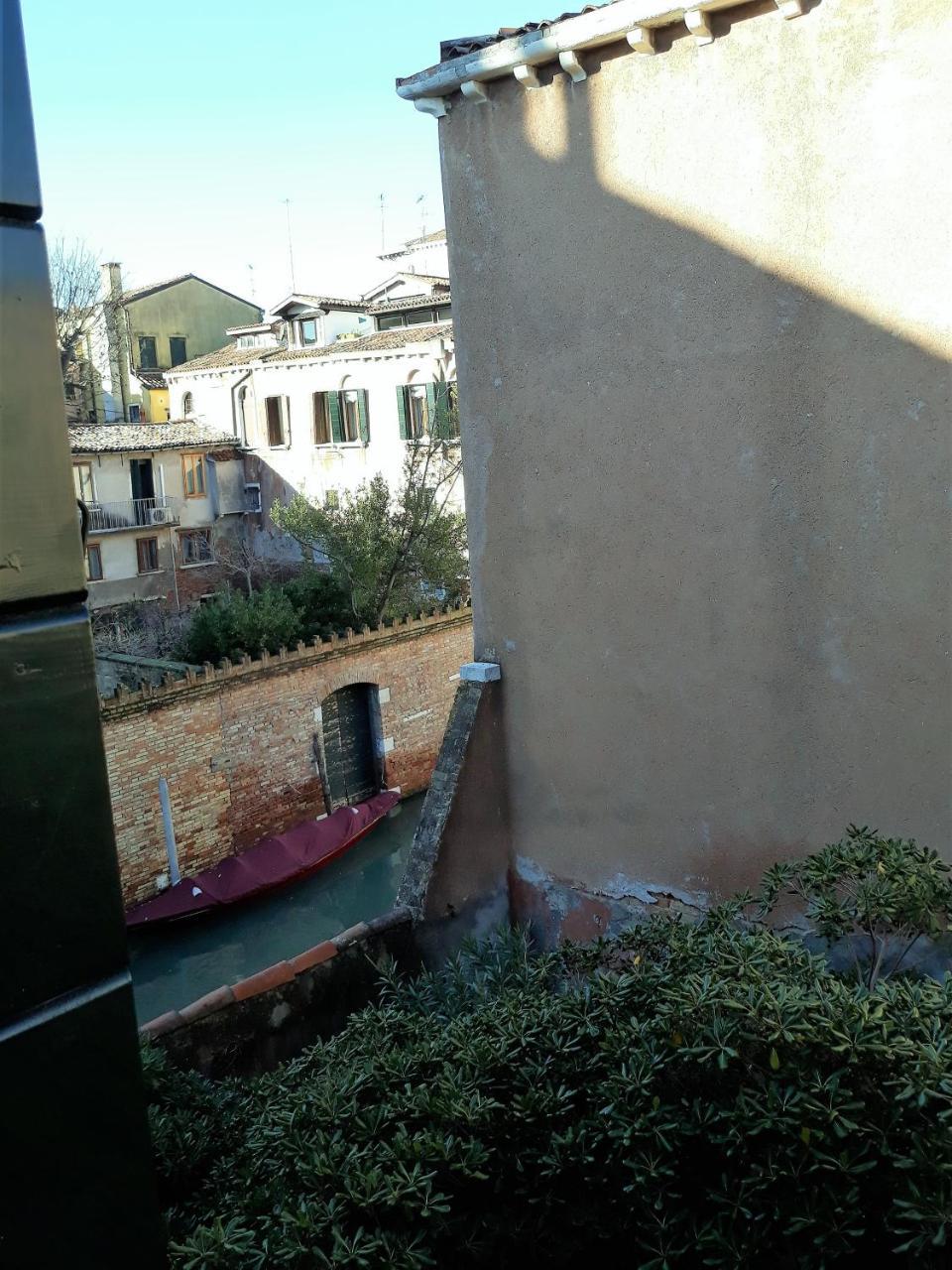 Invisible Affittacamere